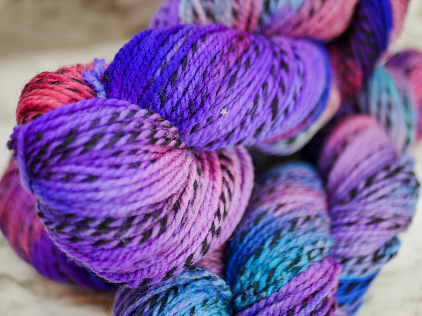 Handpainted Worsted Weight Peruvian Highland Yarn - Violet Tendencies